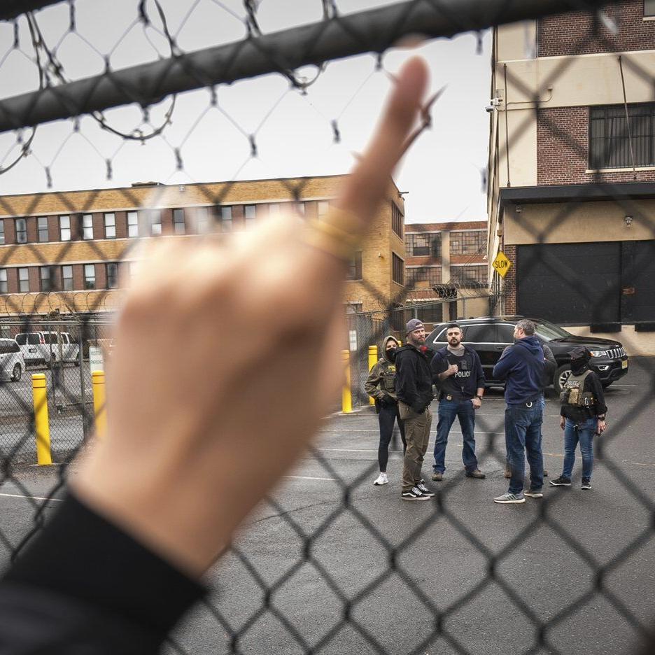 Newark mayor denies trespassing at immigration detention center following arrest